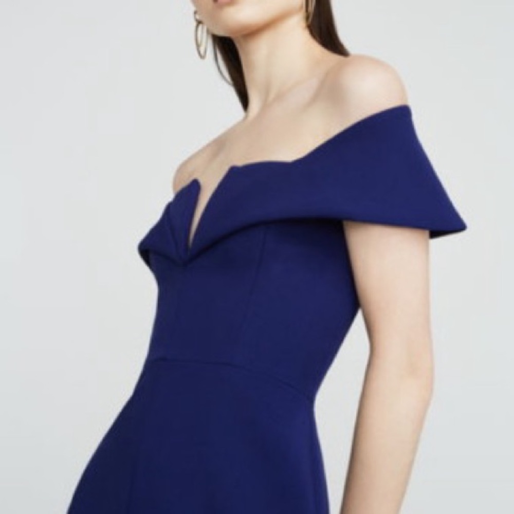 BCBGMAXAZRIA Amalie Off-The-Shoulder Stretch Crepe Gown - Picture 4 of 16